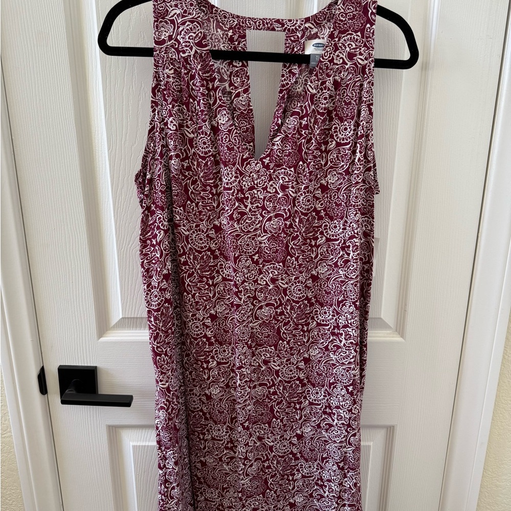 Old Navy Burgundy and White Floral Dress